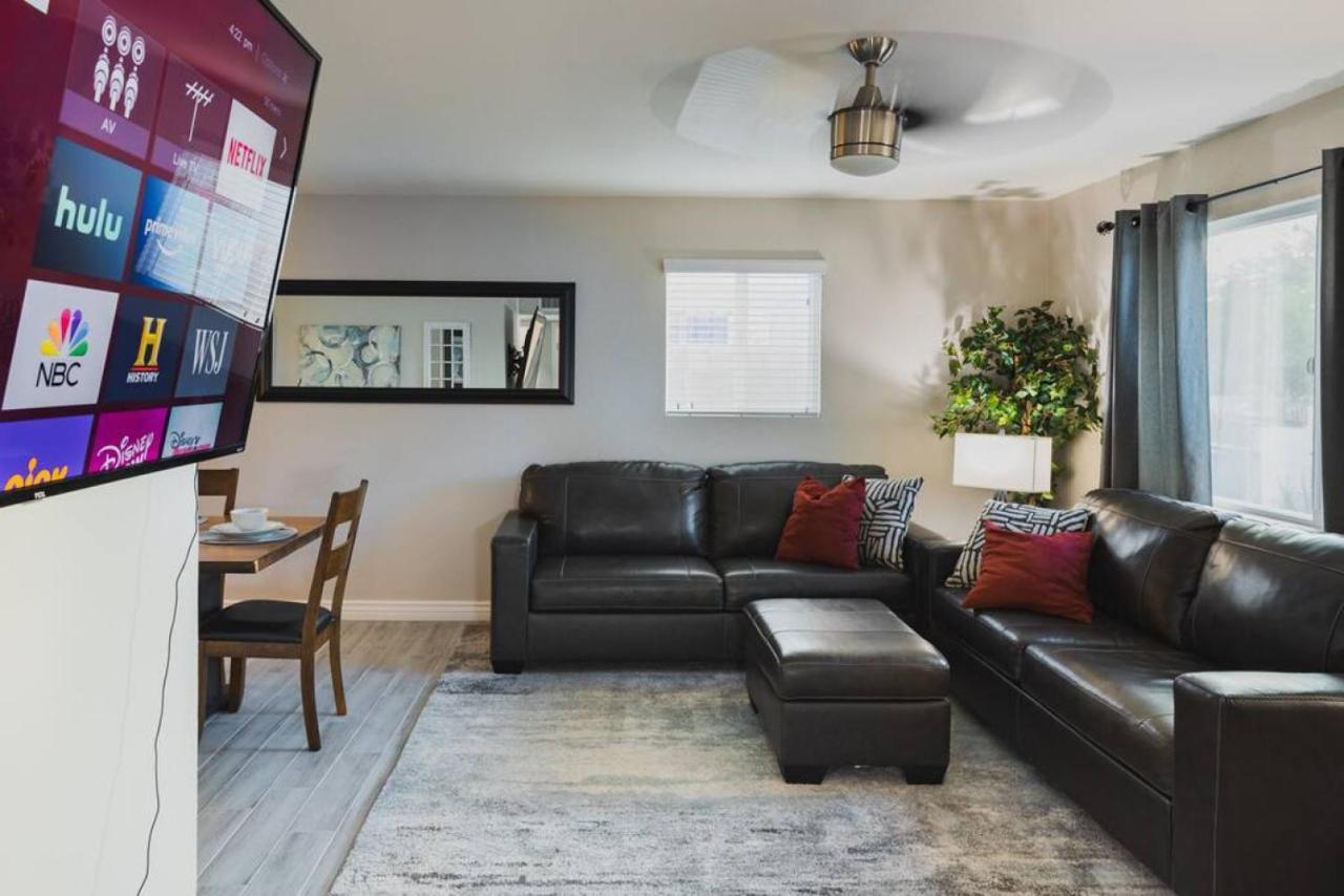 Modern 3br,2ba With Game Hallway - Pets Welcome * Phoenix